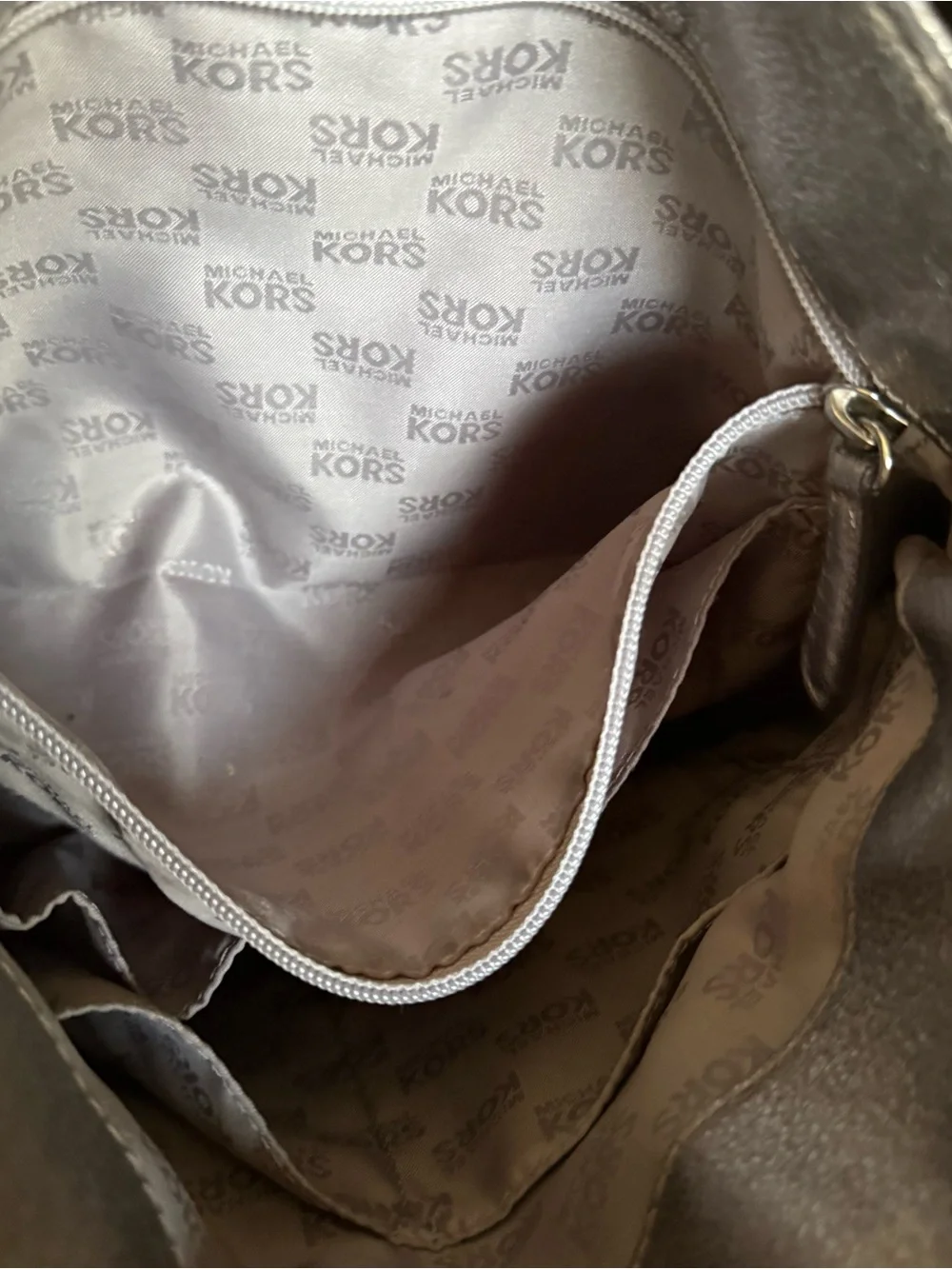 Michael Kors Handbag/Crossbody Bag~Silver